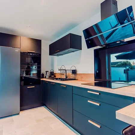 Belle Maison Climatisee 2m * Bram