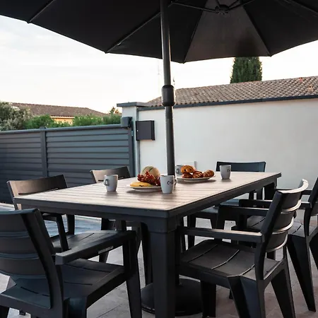 Belle Maison Climatisee 2m Semesterbostad Bram